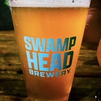 Снимок сделан в Swamp Head Brewery пользователем Chris C. 2/12/2023