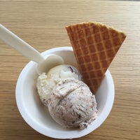 Das Foto wurde bei Jeni&amp;#39;s Splendid Ice Creams von Drew A. am 4/17/2016 aufgenommen