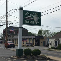 Photo taken at Long&amp;#39;s Bakery by Christopher B. on 5/11/2018
