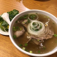 รูปภาพถ่ายที่ Kim Phung Restaurant - North Lamar โดย Quanzi V. เมื่อ 9/6/2018