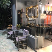 Foto tirada no(a) La Mole Pasticceria Gelateria Italiana por Giorgos A. em 9/10/2020