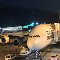 Photo taken at Singapore Airlines Flight SQ 25 by Jace C. on 2/20/2017
