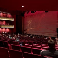 Foto diambil di Bord Gáis Energy Theatre oleh Rob pada 10/5/2021