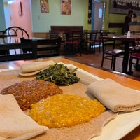 Foto tirada no(a) Zoma Ethiopian Restaurant por Josh em 10/29/2022