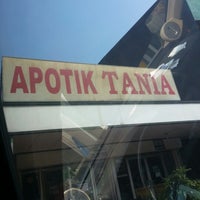 Review Apotik Tania