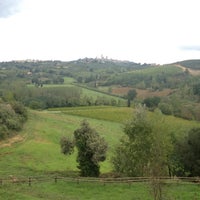 Foto tirada no(a) Poggiacolle Farmhouse San Gimignano por Bárbara P. em 10/11/2012