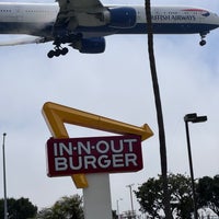 Photo taken at In-N-Out Burger by Robert C. on 4/11/2024