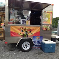 5/1/2013 tarihinde Amanda I.ziyaretçi tarafından Atlanta Food Truck Park &amp;amp; Market'de çekilen fotoğraf