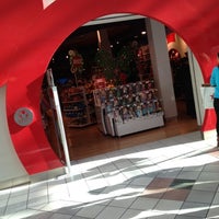 Disney Store Now Closed North Braintree Braintree Ma