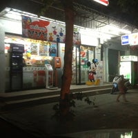 Photo taken at 7-Eleven by Sukari N. on 12/22/2012