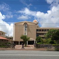 沖縄県立看護大学図書館 College Library 沖縄県立看護大学図書館 College Library