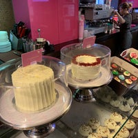 Photo taken at The Hummingbird Bakery by Boban T. on 11/28/2018