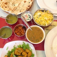 Photo taken at Mumtaz Indian Restaurant by Hasniza H. on 9/3/2014