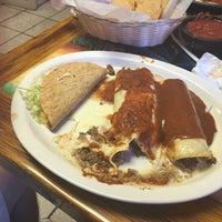 Photo taken at Margaritas Mexican Restaurant by Derya U. on 8/28/2016