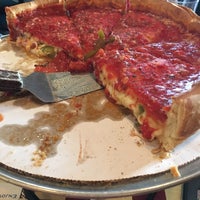 Photo taken at Giordano&amp;#39;s by Libby G. on 8/14/2016