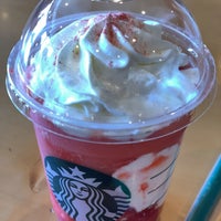 Photo taken at Starbucks by Hiro O. on 4/13/2019