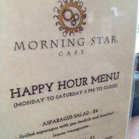 รูปภาพถ่ายที่ Morning Star Cafe โดย Kitty H. เมื่อ 12/5/2012