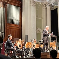Foto diambil di Victoria Concert Hall - Home of the SSO oleh lynnder pada 11/1/2022