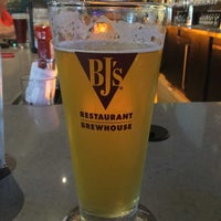 Photo taken at BJ&amp;#39;s Restaurant &amp;amp; Brewhouse by Brian R B. on 8/19/2019
