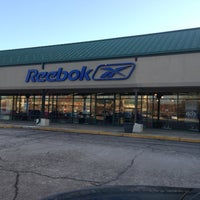 reebok shoes with velcro straps
