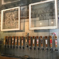 รูปภาพถ่ายที่ Strange Land Brewery โดย Bill J. เมื่อ 6/9/2018