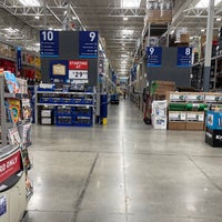 Photo taken at Lowe&amp;#39;s by Robert A. on 7/28/2021