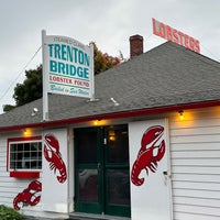 Photo taken at Trenton Bridge Lobster Pound by james t. on 10/15/2022