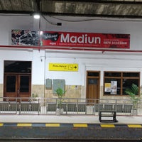 Photo taken at Stasiun Madiun by Adam Rus N. on 12/12/2022