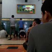 Photo taken at Masjid Kampus UGM by Adam Rus N. on 10/17/2018