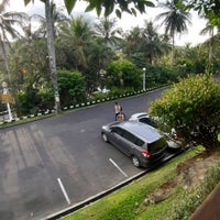 Photo taken at Hotel Puri Asri by Adam Rus N. on 8/5/2022