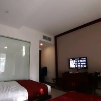 Photo taken at Hotel Puri Asri by Adam Rus N. on 8/5/2022