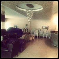 Photo taken at Cleo Taç Hotel by Umut Guney C. on 10/21/2012