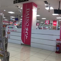 Photo taken at Daiso by rinux on 10/10/2016