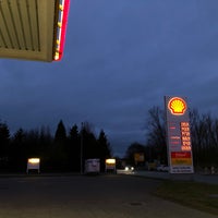 Photo taken at Shell by Michael G. on 12/11/2018
