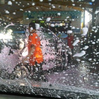 Photo taken at Martin&amp;#39;s Car Wash by Josua H. on 12/9/2012