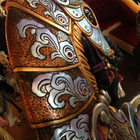 Le Carrousel De Lancelot Theme Park Ride Attraction In Chessy