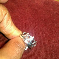 Photo taken at James Avery Artisan Jewelry by Nikki Queens B. on 1/19/2013