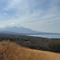 Photo taken at 山中湖 パノラマ台 by Hiroyuki H. on 4/13/2024