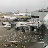 Photo taken at Malaysia Airlines Golden Lounge by hazroolrizalabdrahim on 5/26/2018