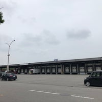 Photo taken at 越谷卸売市場 by BronzeParrot on 6/27/2020