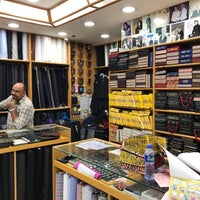 7/29/2017 tarihinde Mike L.ziyaretçi tarafından Sam&amp;#39;s Tailor'de çekilen fotoğraf