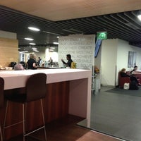 Photo taken at Star Alliance Lounge by Riso on 12/2/2012