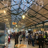 Foto tirada no(a) St George&amp;#39;s Market por れなす .. em 12/18/2021