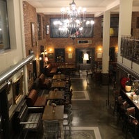 Foto tirada no(a) Rochelle Restaurant &amp;amp; Pub por Jānis B. em 11/22/2022