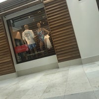 tommy bahama southpark mall