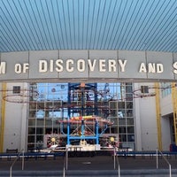 Foto tomada en Museum of Discovery and Science  por N V. el 9/15/2020