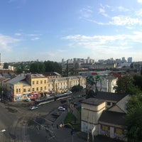 Photo taken at Паркинг ТЦ Украина by Цветочек🌸 on 5/31/2016