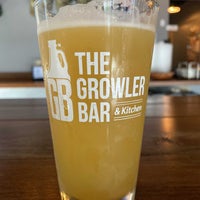 Photo taken at The Growler Bar by Ryan N. on 7/23/2022