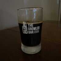 Foto tirada no(a) The Growler Bar por Ryan N. em 8/20/2022