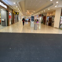Photo taken at Lakeside Shopping Centre by Ken W. on 2/23/2022
